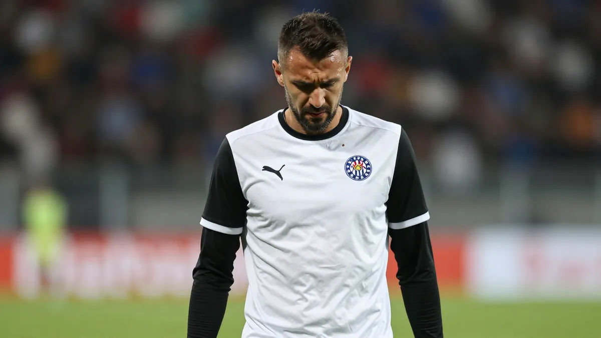 Kolarić nije dosudio penal za Hajduk pa je dobio poziv VAR-a